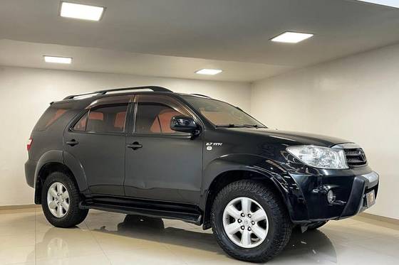 TOYOTA HILUX SW4 2.7 SR 4X2 16V GASOLINA 4P AUTOMÁTICO